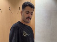 Une photo d’un participant qui veut faire connaissance et se marier