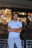 Une photo d’un participant qui veut faire connaissance et se marier
